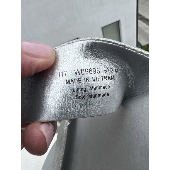 Cole Haan Findra Metallic Leather double-strap flat sandals silver 9.5 comfy - Picture 9 of 10